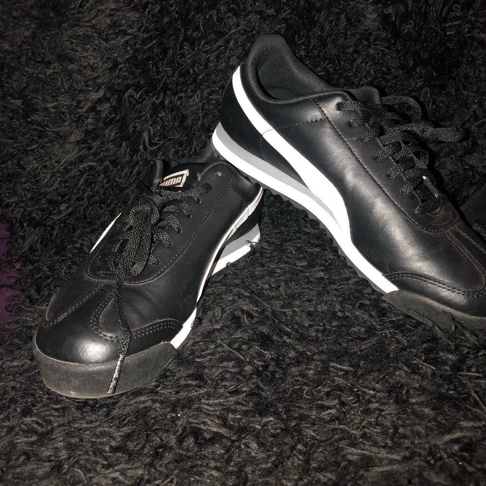 Puma Roma Sneakers - Picture 2 of 5